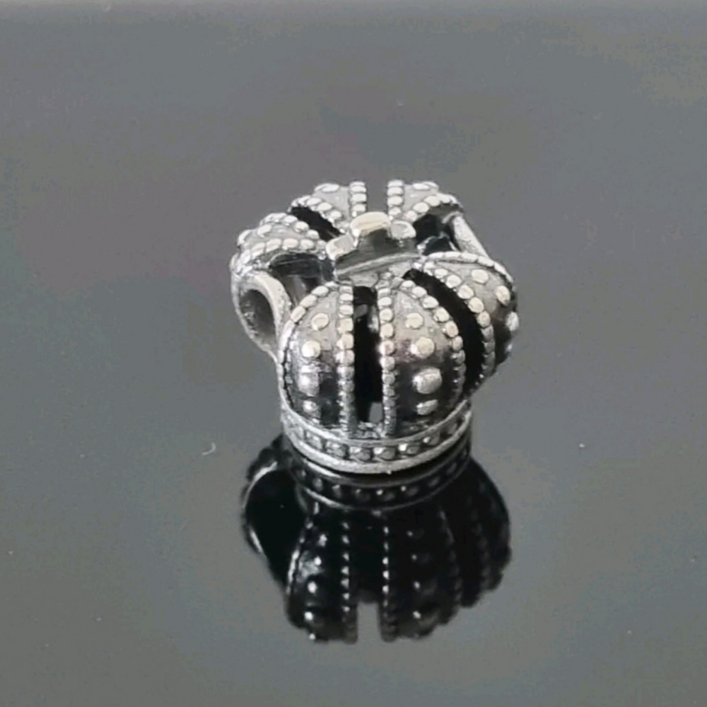 Authentic Pandora charm crown princess , queen #790930CZ - Picture 7 of 16